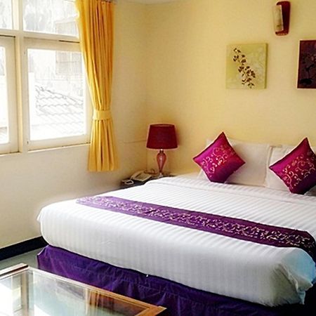 Sawasdee Sukhumvit Inn Бангкок Екстер'єр фото
