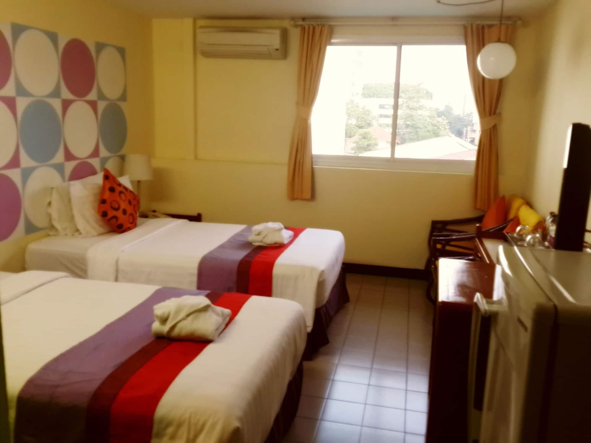 Sawasdee Sukhumvit Inn Бангкок Екстер'єр фото