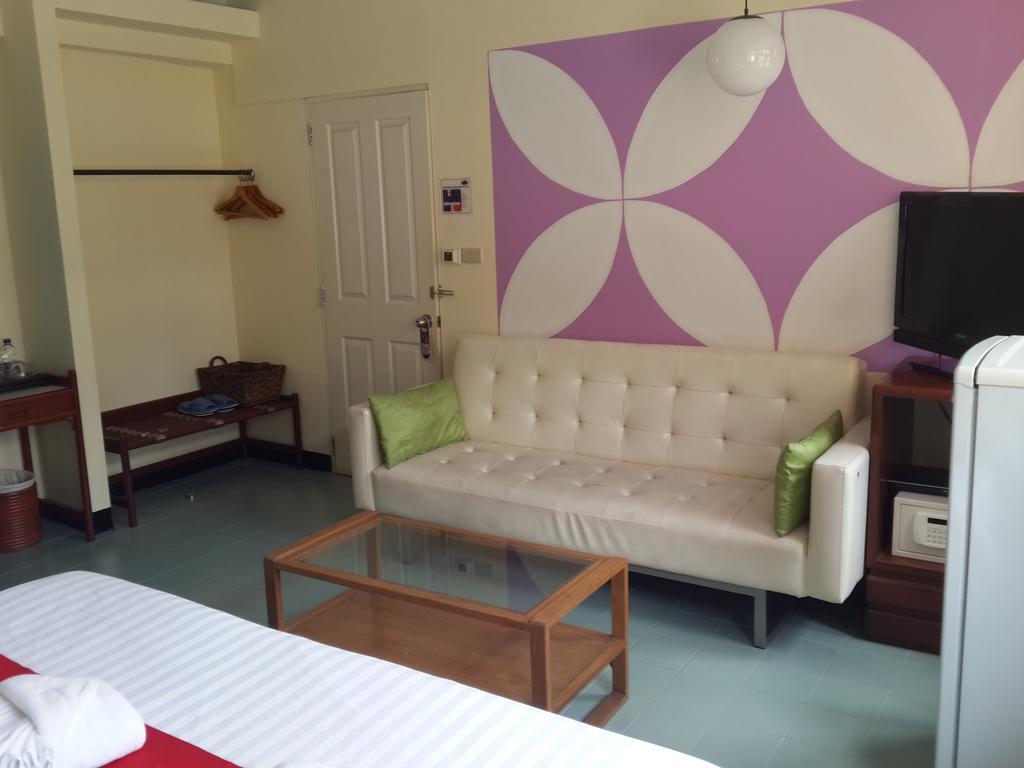 Sawasdee Sukhumvit Inn Бангкок Номер фото