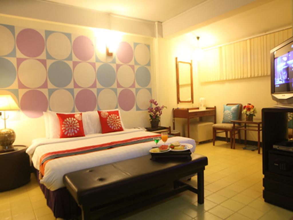 Sawasdee Sukhumvit Inn Бангкок Номер фото
